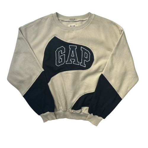 GAP REWORKED SWEATER (XL)