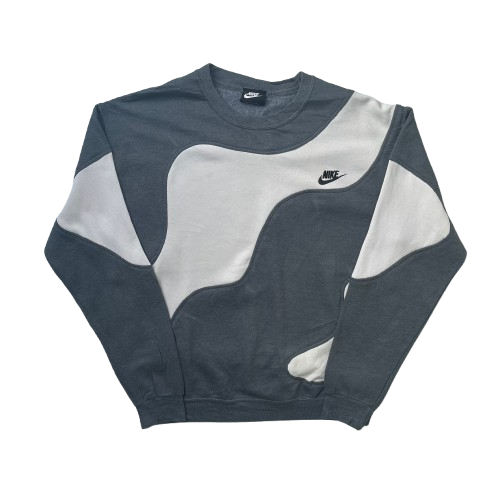 NIKE REWORKED SWEATER (S)