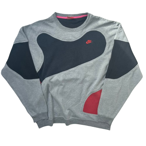 NIKE REWORKED SWEATER (XL)