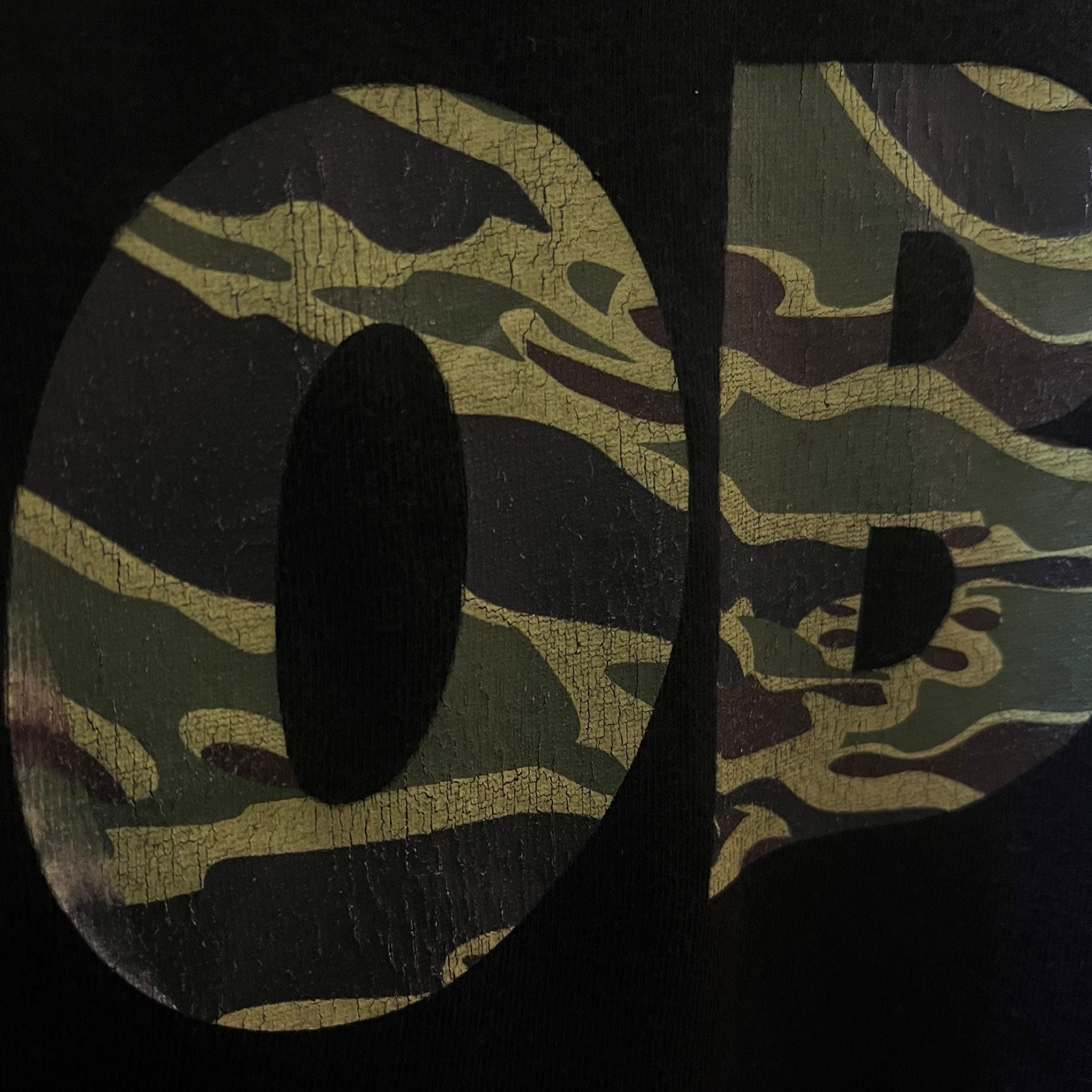 OBEY CAMO LOGO TEE (XL)