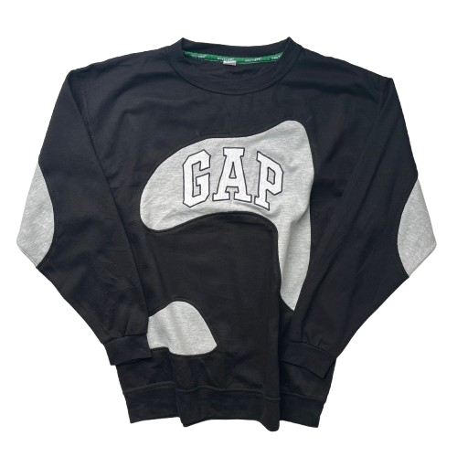 GAP REWORKED SWEATER (XL)