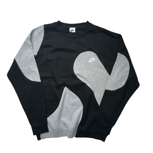 NIKE REWORKED SWEATER (L)
