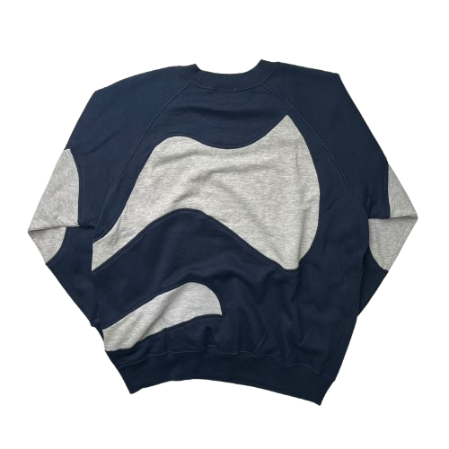 NIKE REWORKED SWEATER (L)