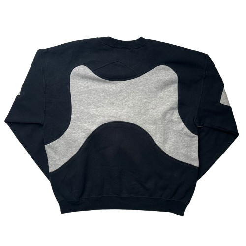 TOMMY HILFIGER REWORKED SWEATER (XL)