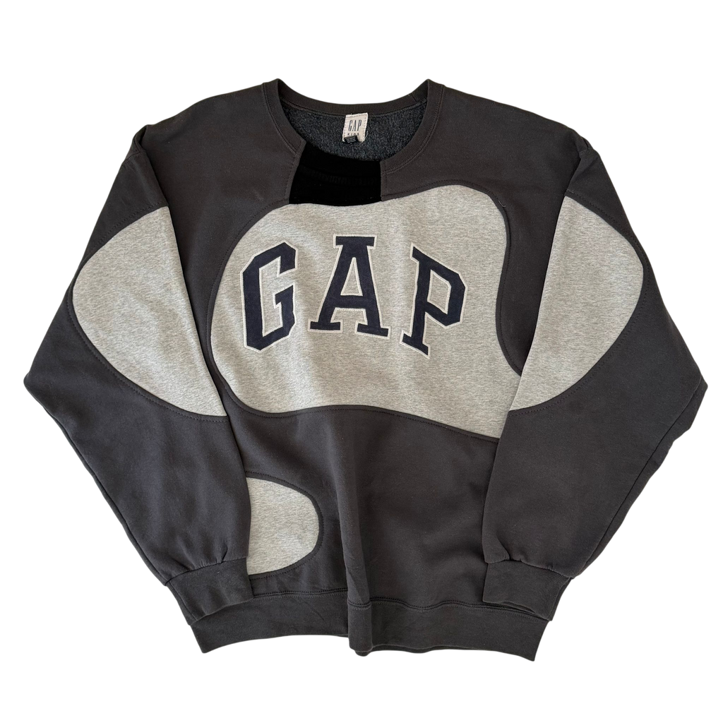 GAP REWORKED SWEATER (XL)