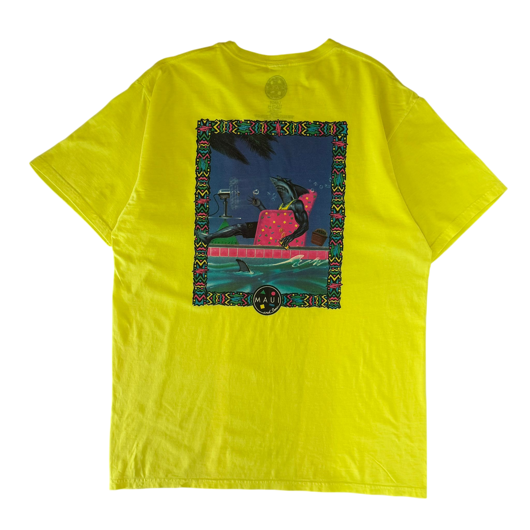 MAUI AND SONS NEON SHARK GRAPHIC TEE (L)
