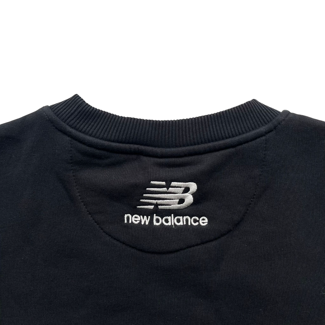 NEW BALANCE BIG LOGO SWEATER (M)