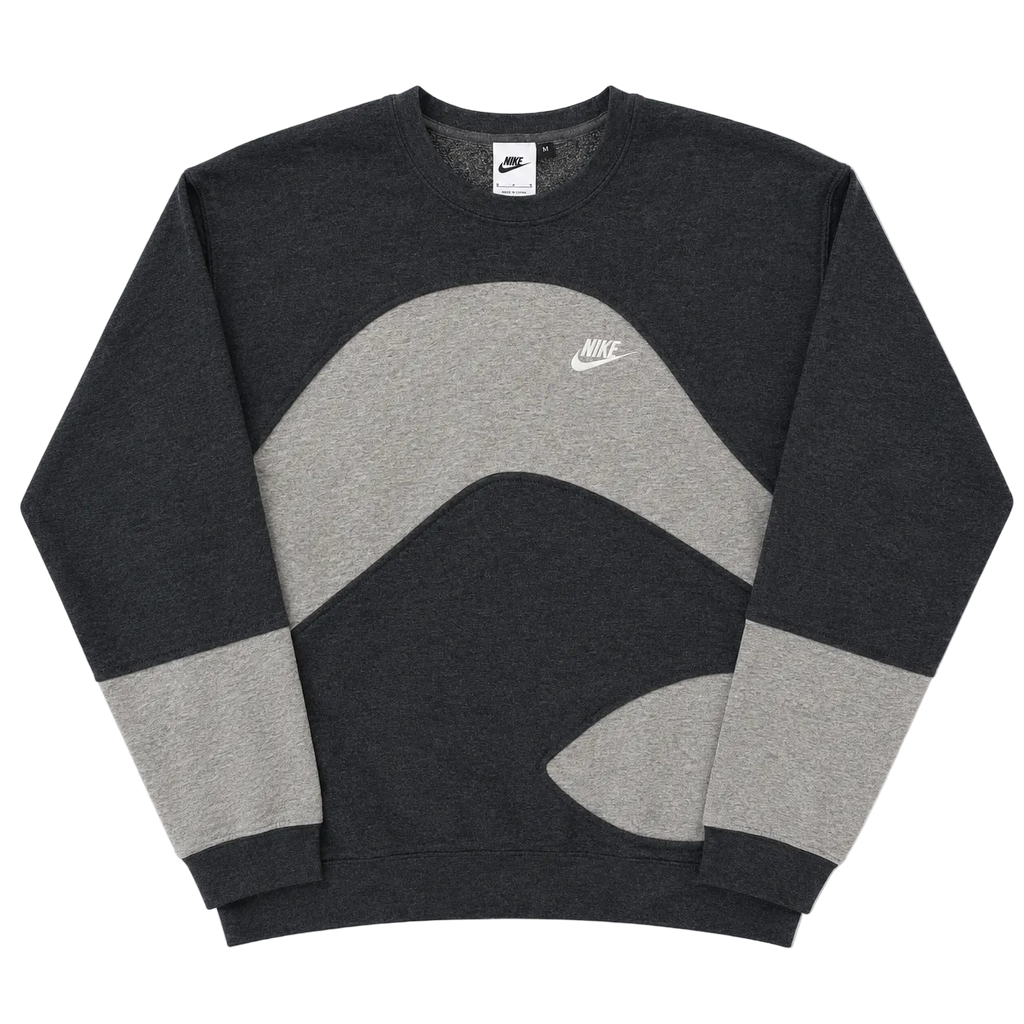 NIKE REWORKED SWEATER (M)