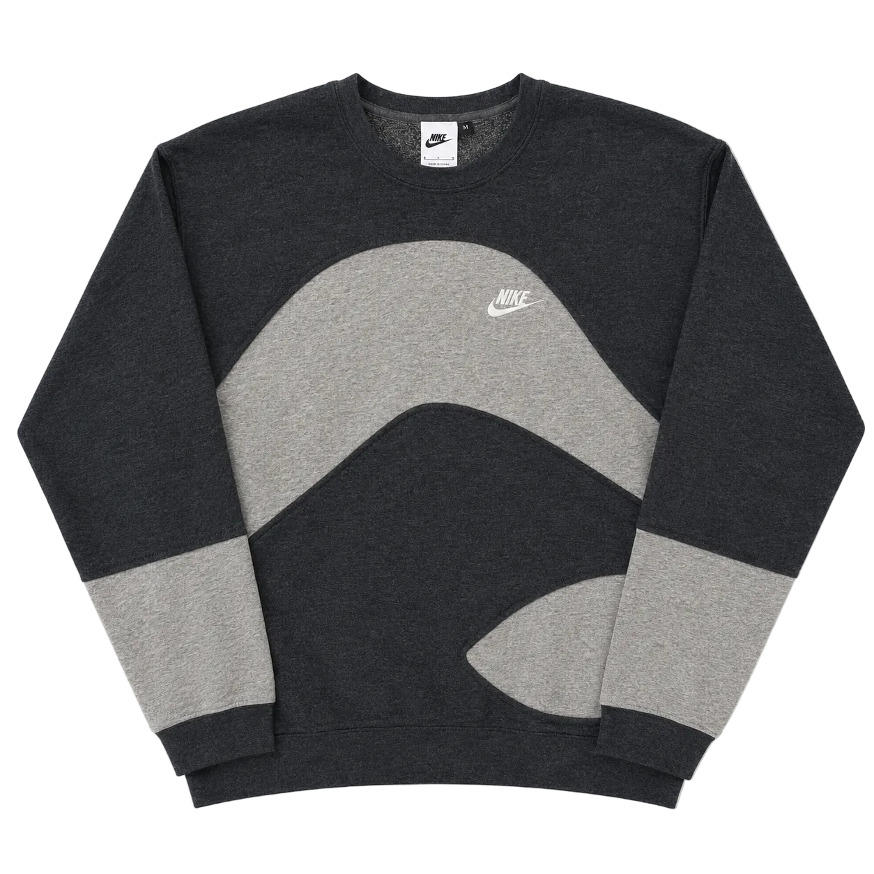 NIKE REWORKED SWEATER (M)