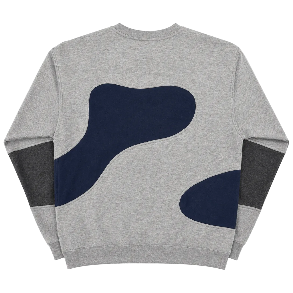 NIKE REWORKED SWEATER (M)