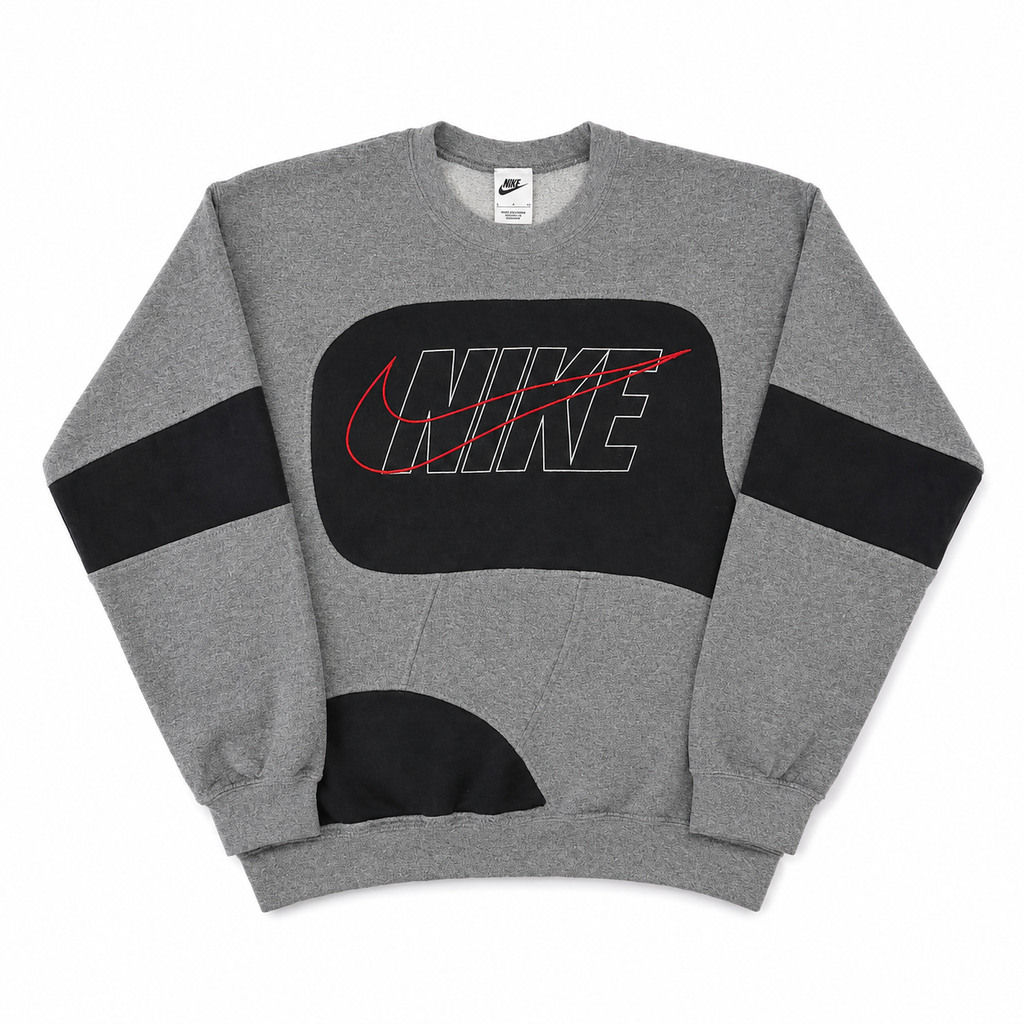 NIKE REWORKED SWEATER (M)