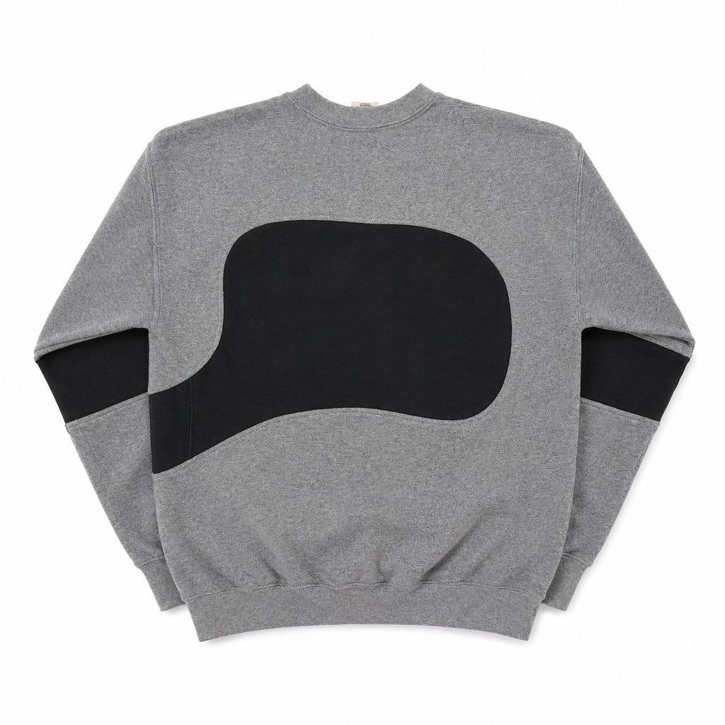 NIKE REWORKED SWEATER (M)