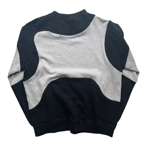 NIKE REWORKED SWEATER (M)