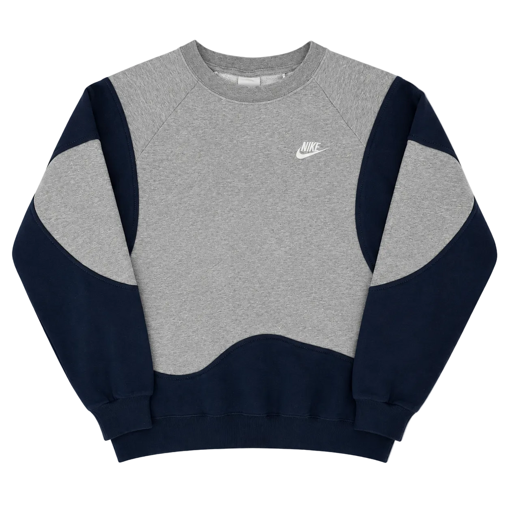 NIKE REWORKED SWEATER (M)