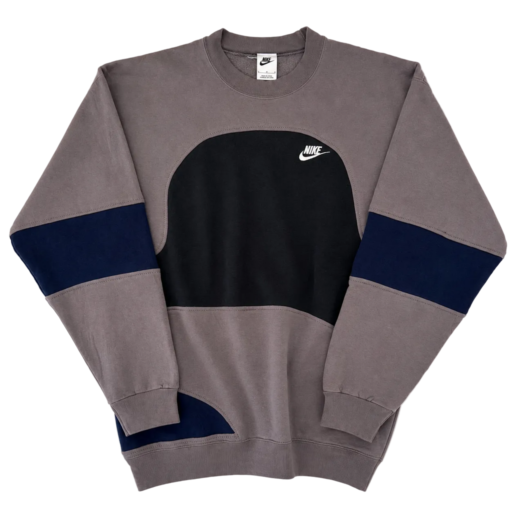 NIKE REWORKED SWEATER (L)