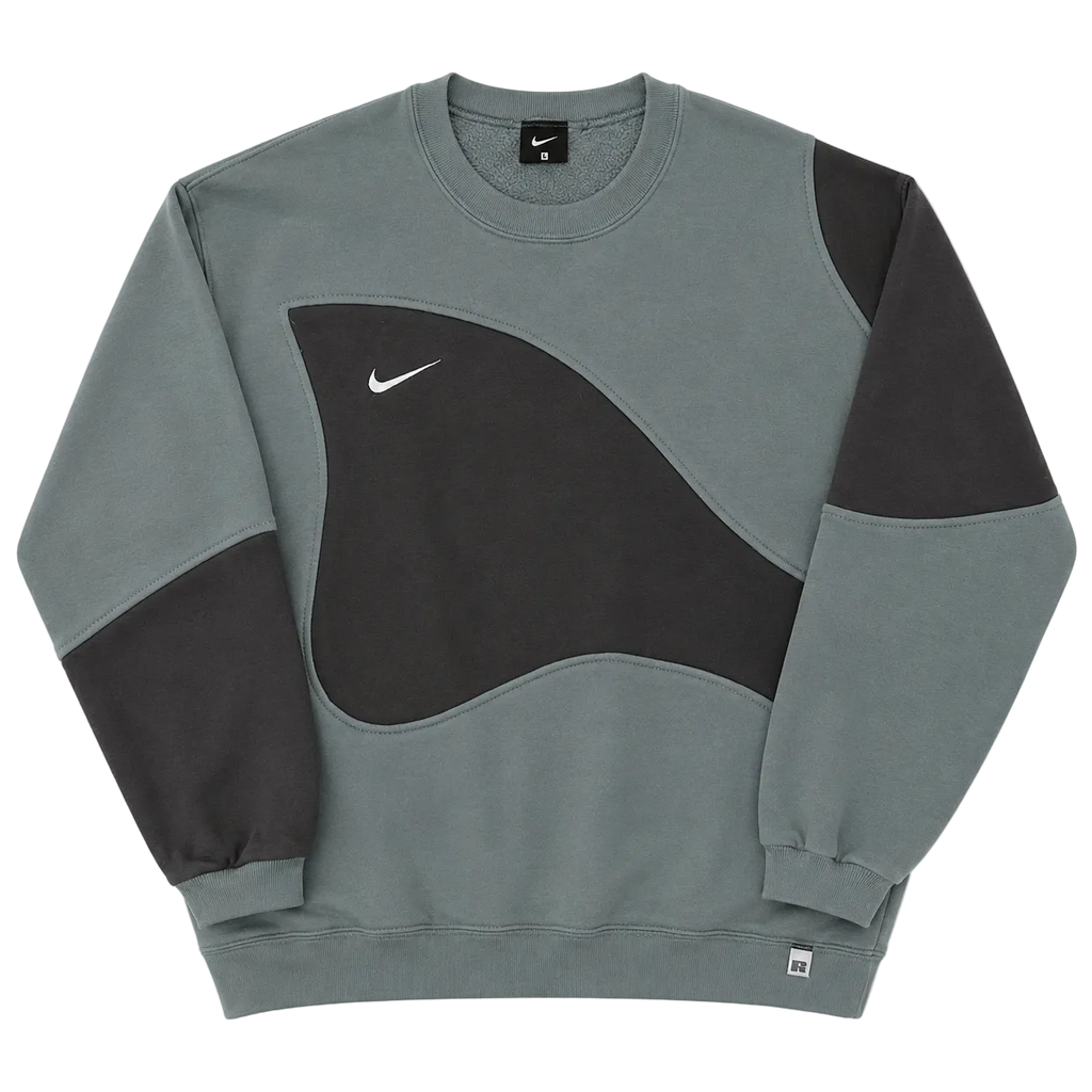 NIKE REWORKED SWEATER (M)