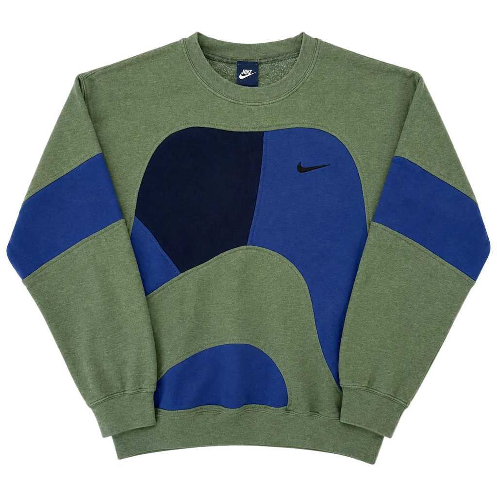 NIKE REWORKED SWEATER (L)