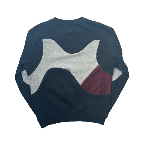 NIKE REWORKED SWEATER (M)