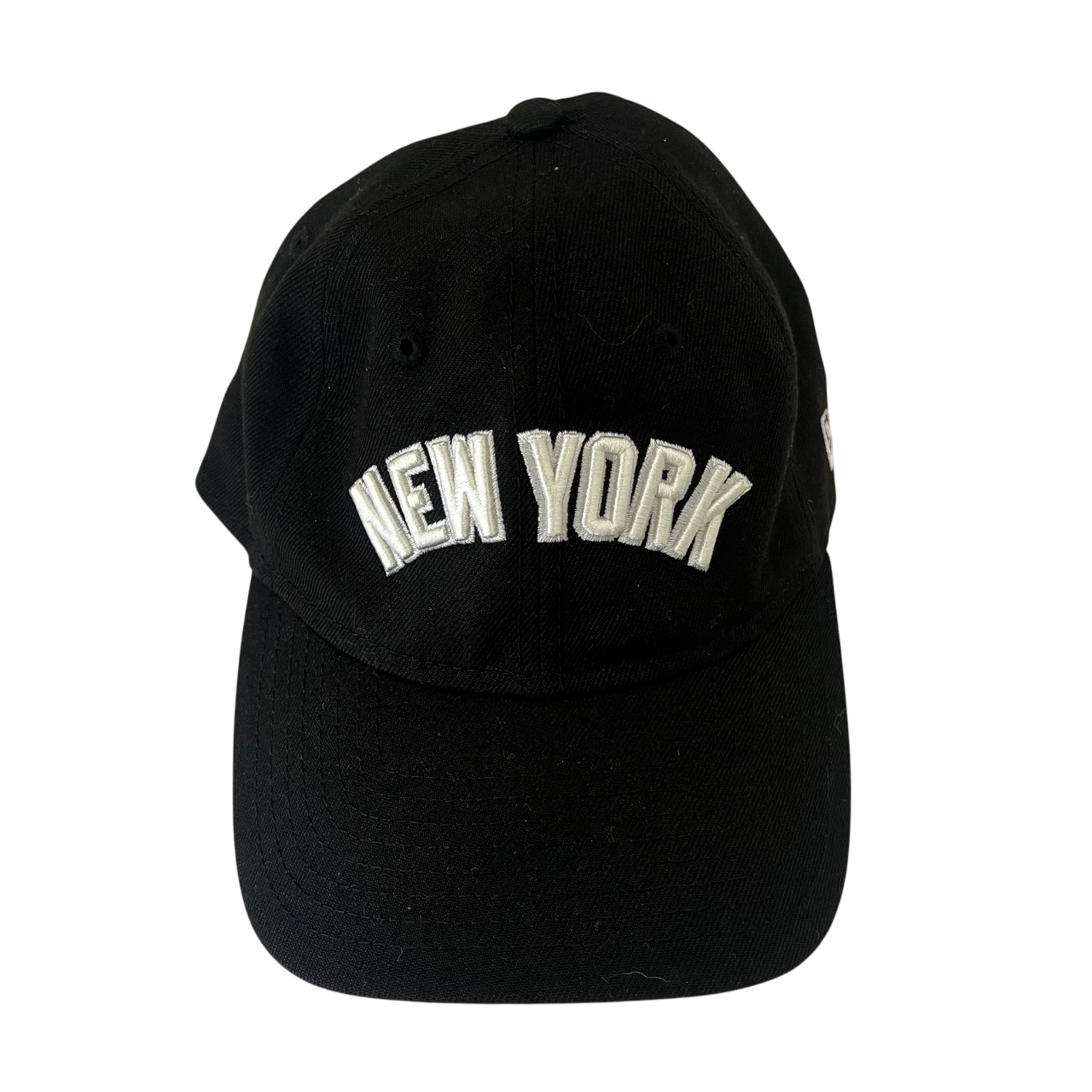 NEW YORK EMRBOIDERED NEW ERA CAP