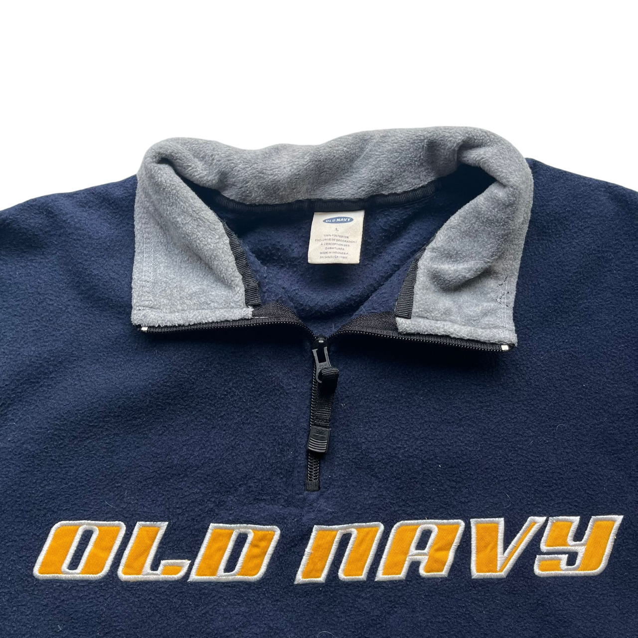 OLD NAVY EMBROIDERED LOGO QUARTER ZIP FLEECE (L)