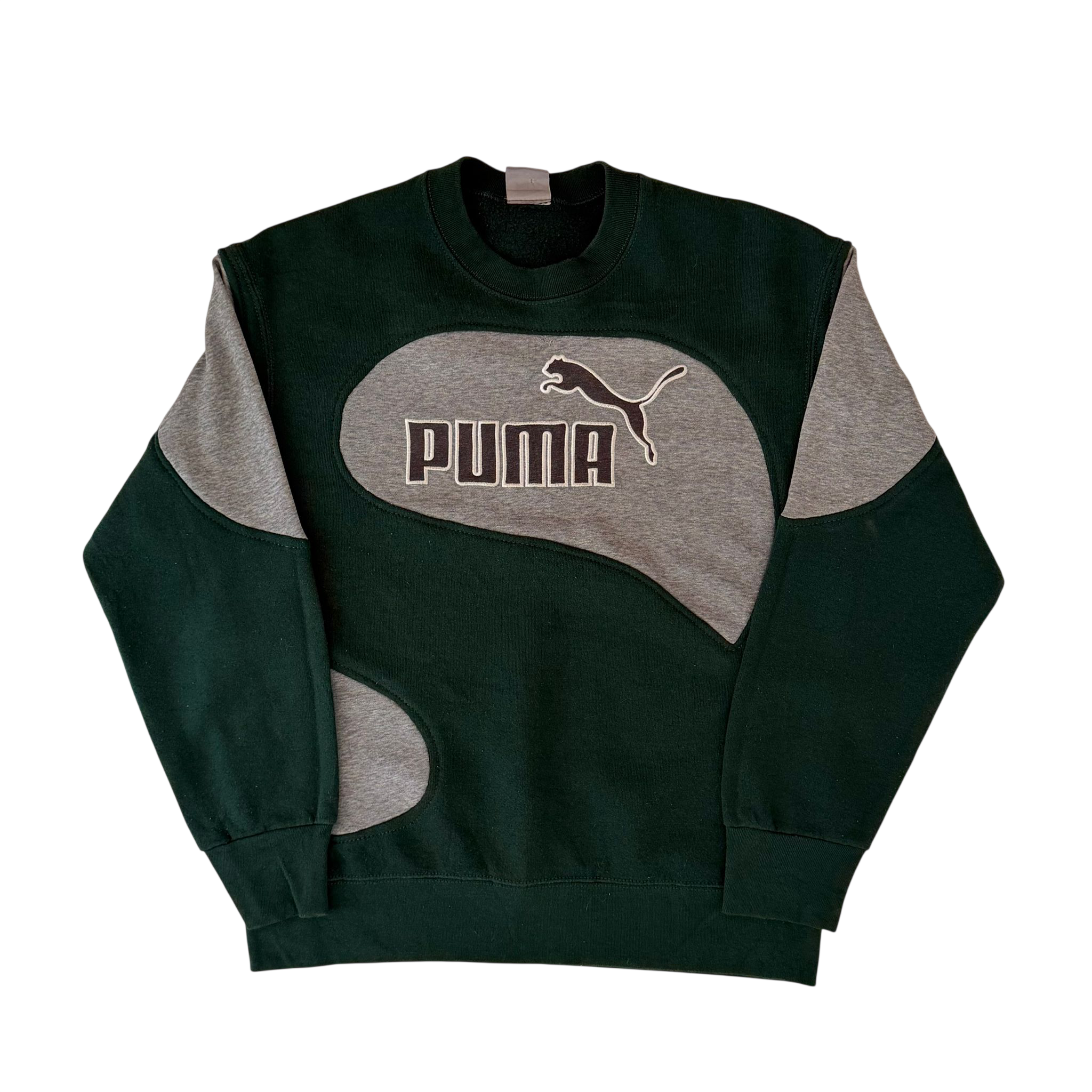 PUMA REWORKED SWEATER (M)