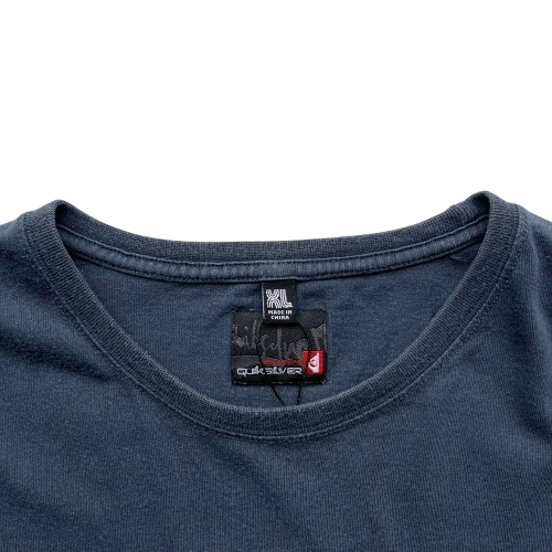 QUIKSILVER GRAPHIC TEE (L)