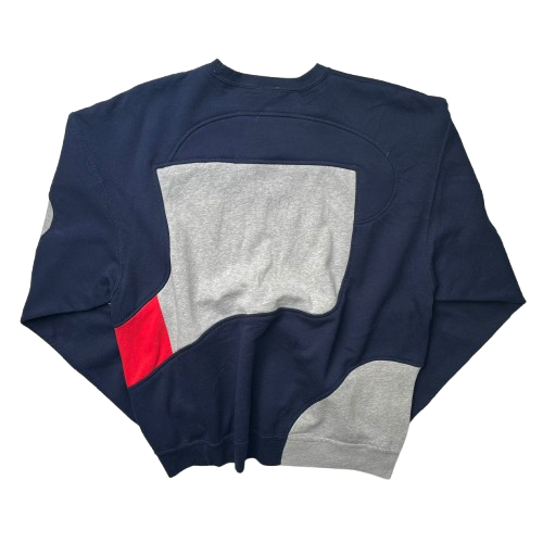 NIKE REWORKED SWEATER (XL)