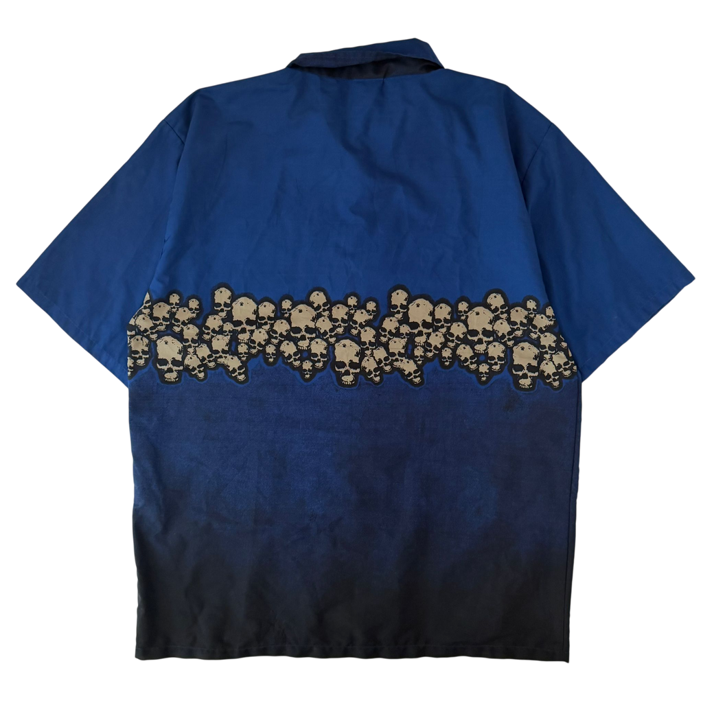 SKULL PRINT BUTTON UP SHIRT (M)