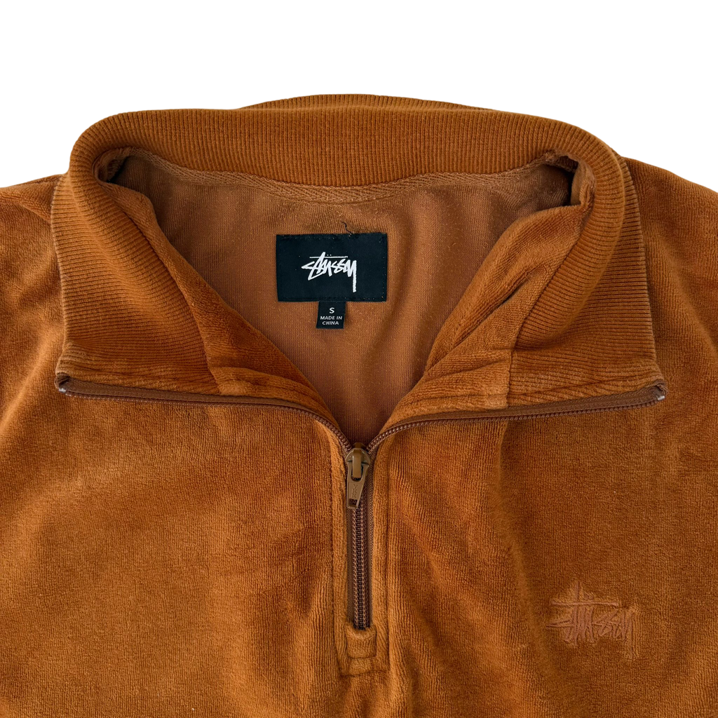 STUSSY VELOUR HALF ZIP SWEATER (S)