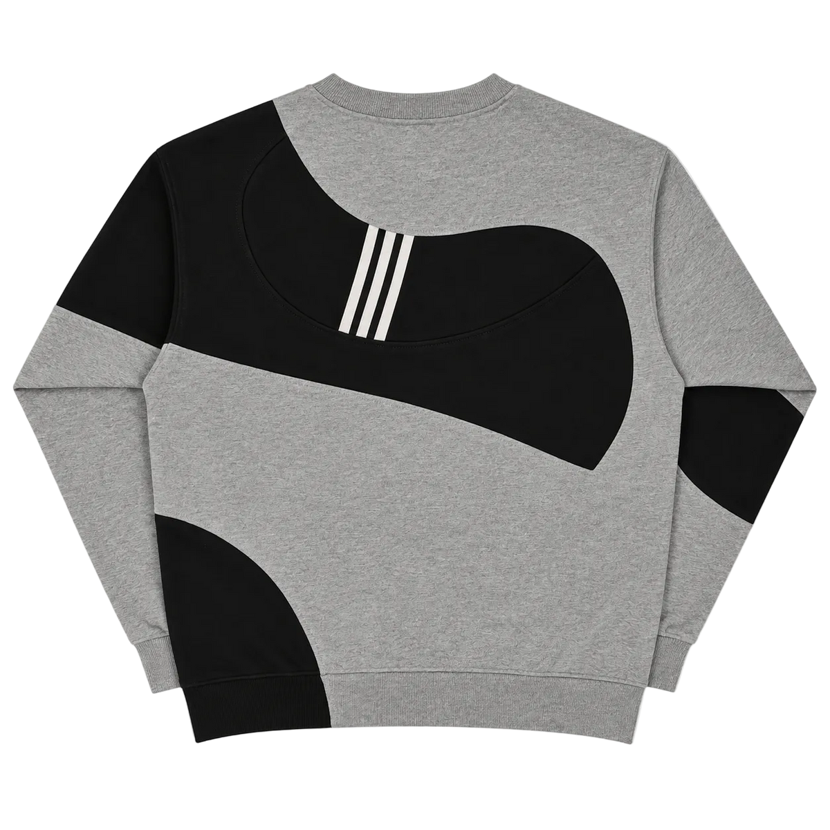 ADIDAS REWORKED SWEATER (XL)