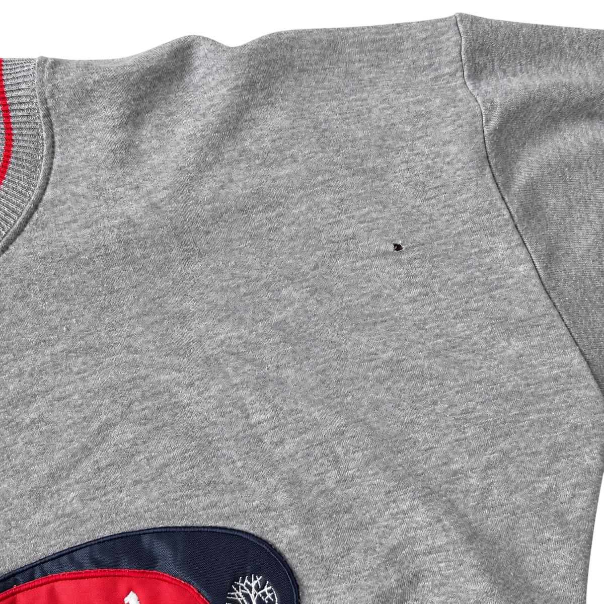 TIMBERLAND USA LOGO PATCH LONGSLEEVE (L)